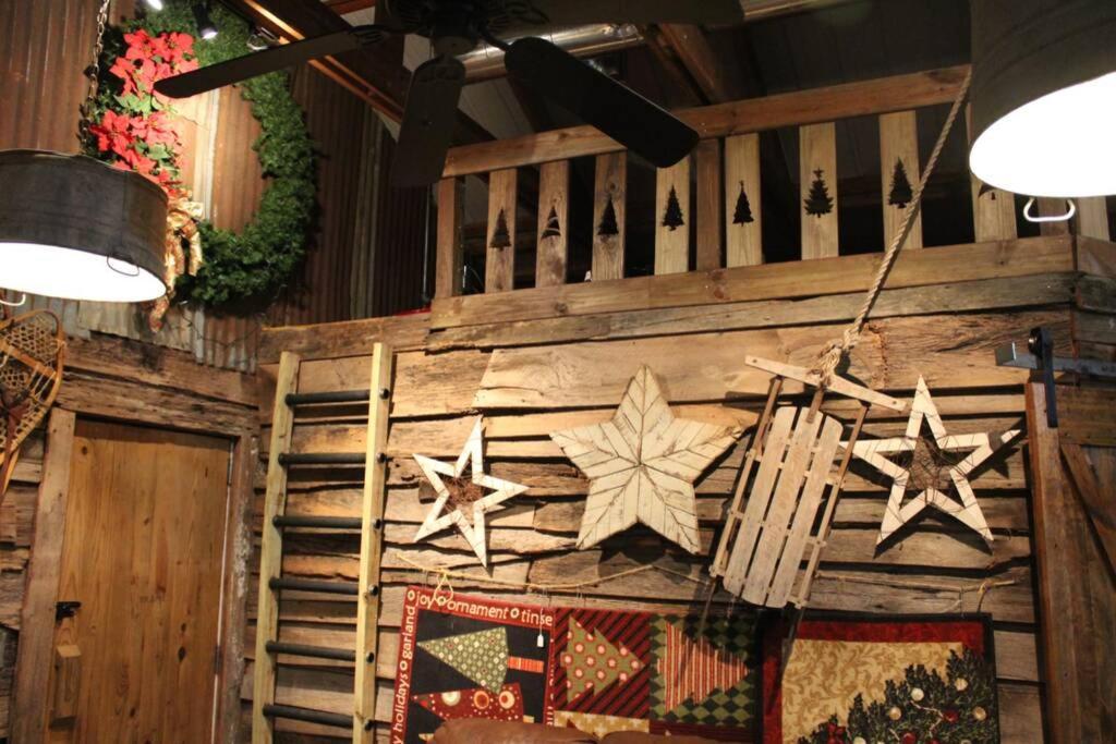 Rural Life On A Real Christmas Tree Farm! Hallmark Experience! Ozark المظهر الخارجي الصورة