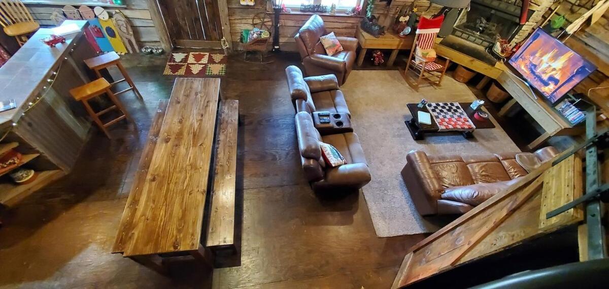 Rural Life On A Real Christmas Tree Farm! Hallmark Experience! Ozark المظهر الخارجي الصورة